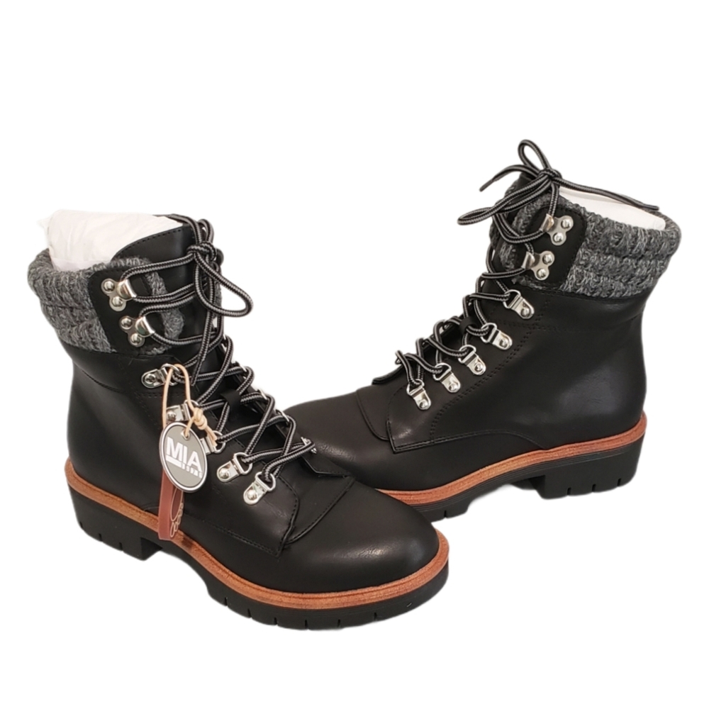 Mia Black Marled Knit Cuff Hiking Boots